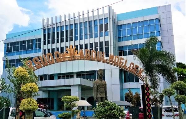 RSUDAM : Rumah Sakit Plat Merah, Pelayanan Kelas Becandaan