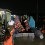 TRC BPBD Bandar Lampung Dikerahkan Evakuasi Warga Terjebak Banjir