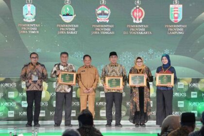 Wagub Jihan Terima Tiga Penghargaan Nasional untuk Pengembangan Ekonomi Syariah Lampung