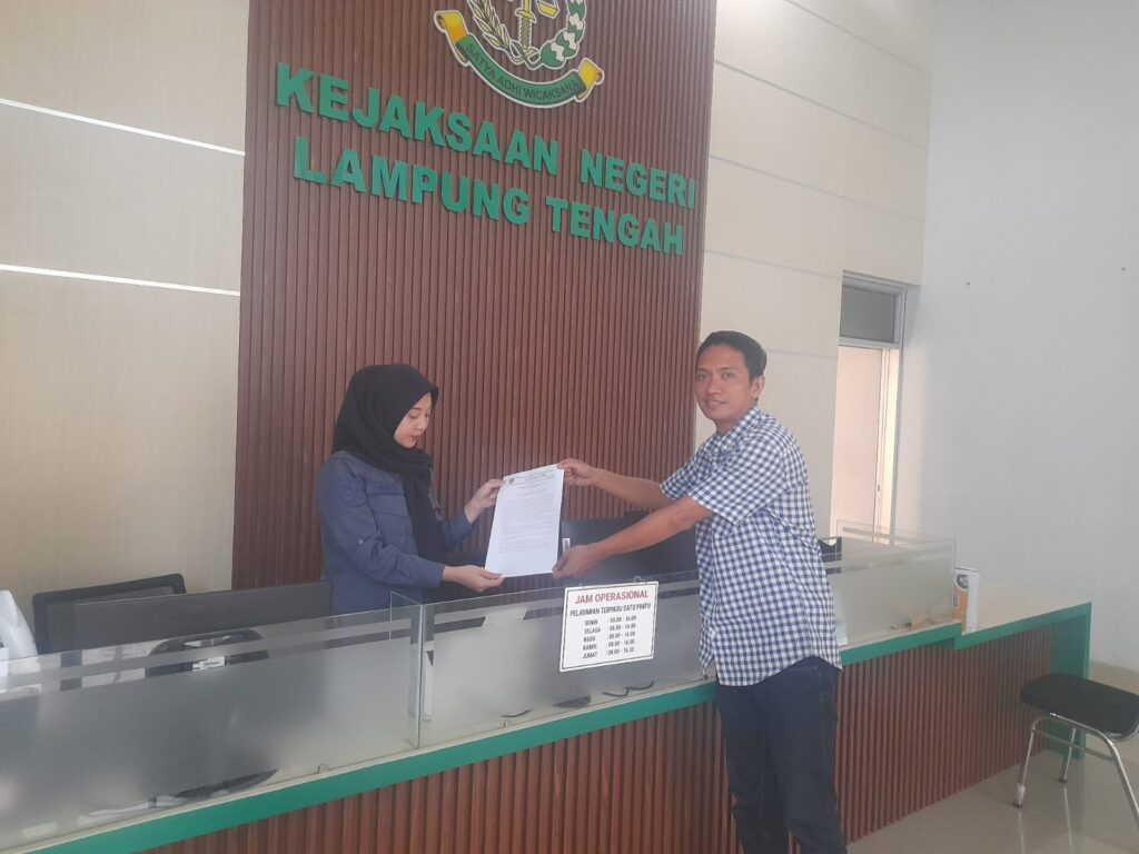 Dugaan Anggaran Media Membengkak, Pejabat Sekretariat DPRD Lamteng Dilaporkan