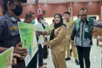 Wali Kota Eva Dwiana Perluas Jaminan Sosial bagi Pekerja hingga Kader Masyarakat