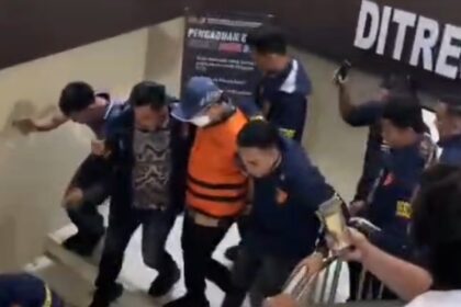 Duduk sebagai Sekda, Berakhir di Tahanan: Welly Terseret Kasus Honorer