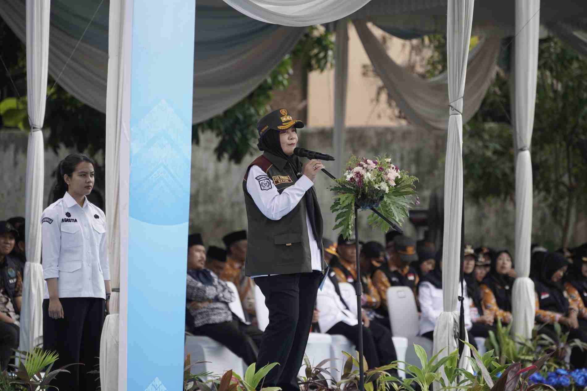 Kemah Bhakti Satya Linmas Ditutup, Eva Dwiana: Linmas Harus Makin Aktif