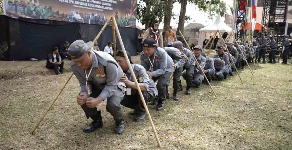 Satlinmas Bandar Lampung Diperkuat, Dibekali Pelatihan Kebakaran dan Mitigasi Bencana