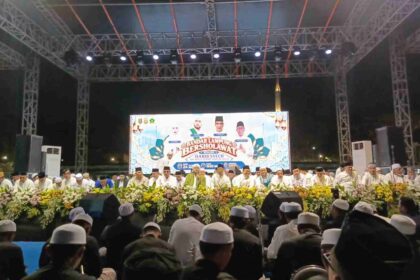 Gubernur Mirza Tekankan Kerukunan dan Persatuan dalam Bandar Lampung Bersholawat